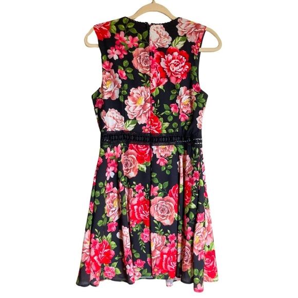 Disney Juniors M Black Pink Floral Crochet Trim Dress Coquette Romantic Feminine - Picture 2 of 7